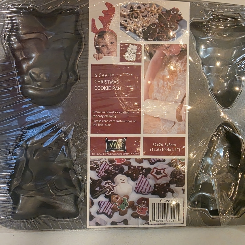 Nordic Ware Silver Gingerbread Kids Pan Also Comes With VMI Brand Cake Pan - Picture 6 of 13